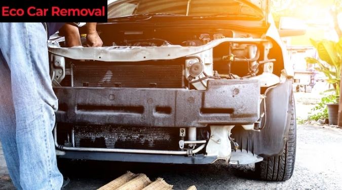 How Expert Auto Wreckers Turn Unwanted Cars into Instant Value?